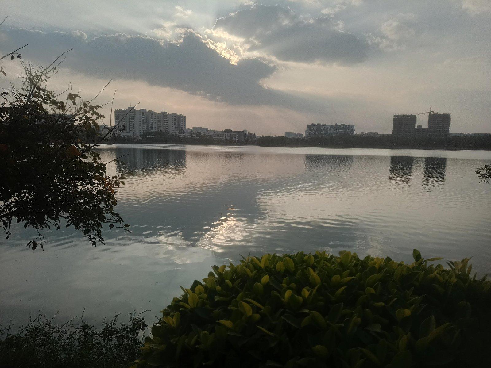 A lake in the urban jungle — Rachenahalli Lake, Karnataka